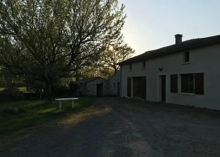 Gite A La Ferme Les Places